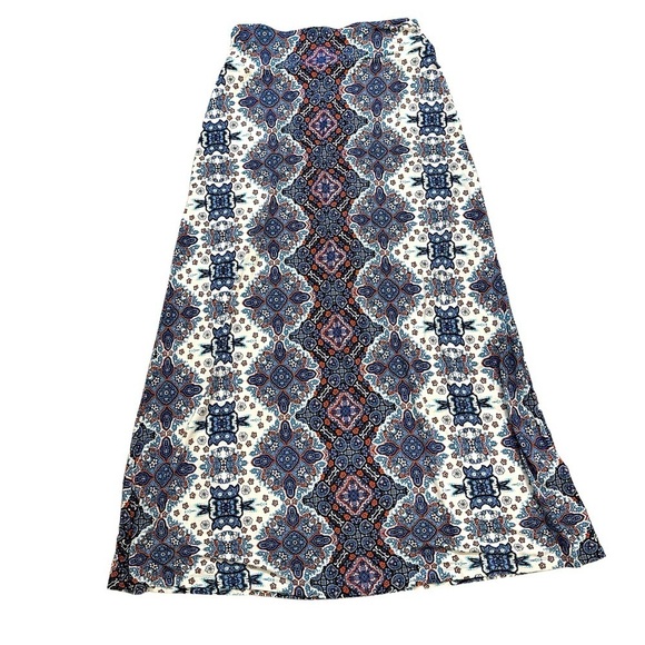 Artisan NY maxi skirt Large mixed media pull on White Lotus Boho Hippie - Picture 1 of 9